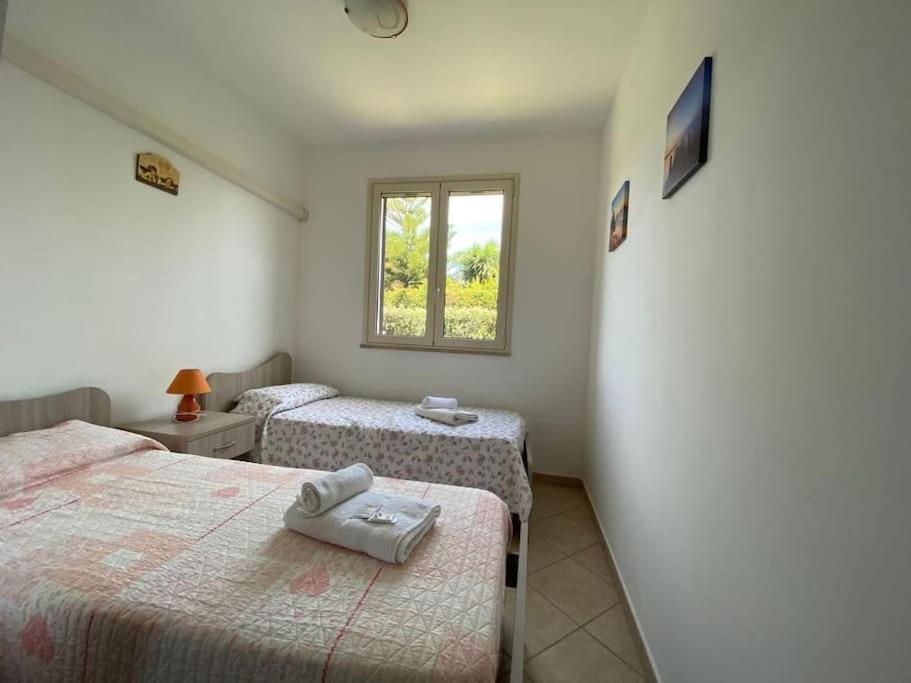 Villa Indipendente Le Coccinelle Beach Mare Piscina A 250 Mt Dal Mare Con Servizio Di Piscina A 400 Mt 12 K Da Cefalu Campofelice Di Roccella Extérieur photo