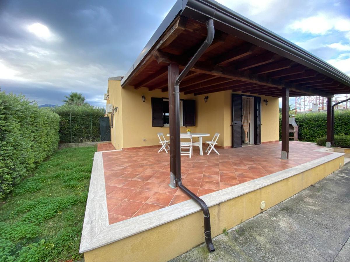 Villa Indipendente Le Coccinelle Beach Mare Piscina A 250 Mt Dal Mare Con Servizio Di Piscina A 400 Mt 12 K Da Cefalu Campofelice Di Roccella Extérieur photo